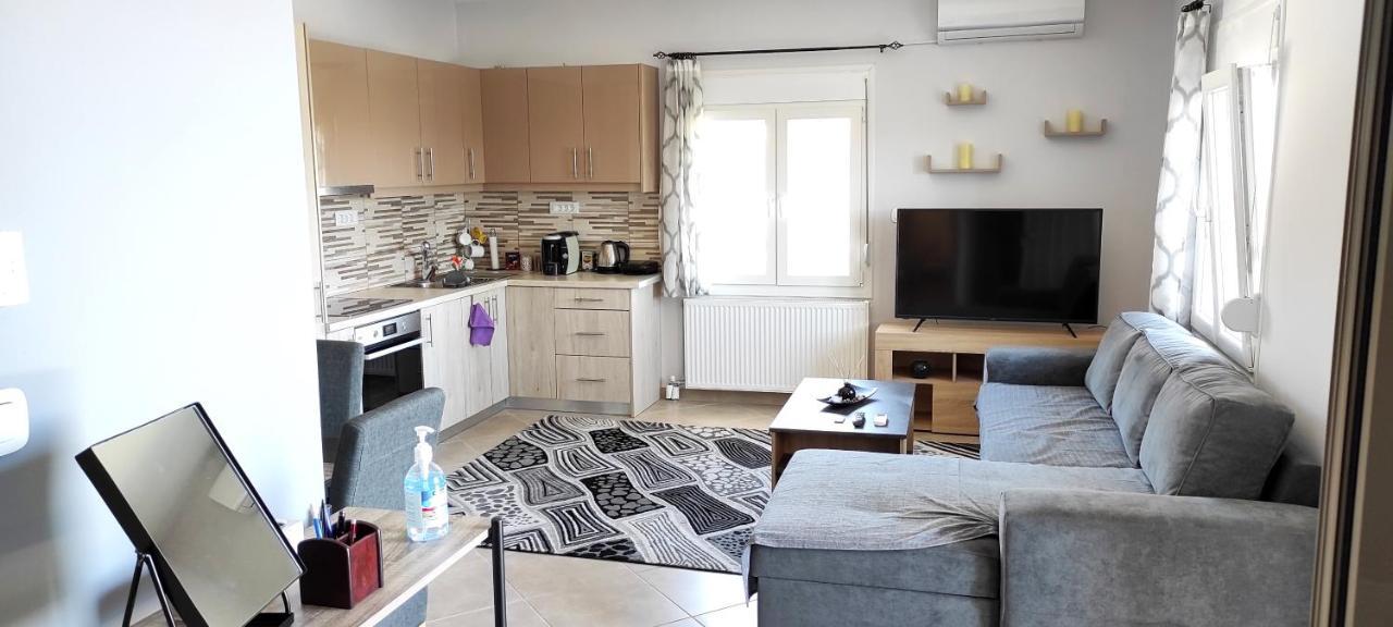 Spiros - Full Renovated House 2022 Daire Mármaron Dış mekan fotoğraf