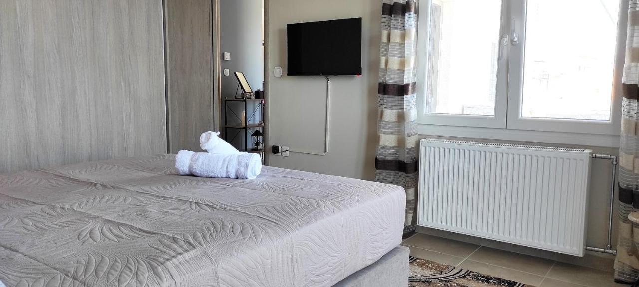 Spiros - Full Renovated House 2022 Daire Mármaron Dış mekan fotoğraf