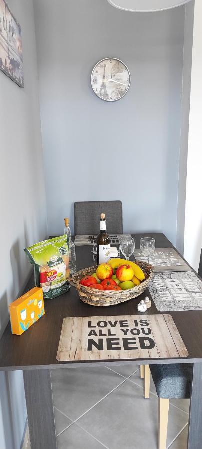 Spiros - Full Renovated House 2022 Daire Mármaron Dış mekan fotoğraf