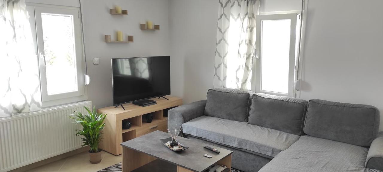 Spiros - Full Renovated House 2022 Daire Mármaron Dış mekan fotoğraf